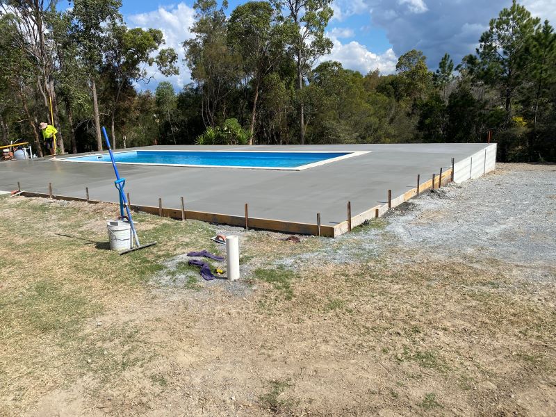 pool surrounds Gold Coast